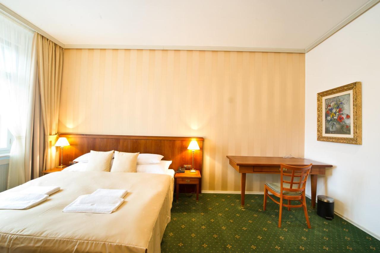Hotel Slavie 4*